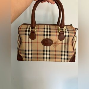 Burberry Boston Bag in Brown
